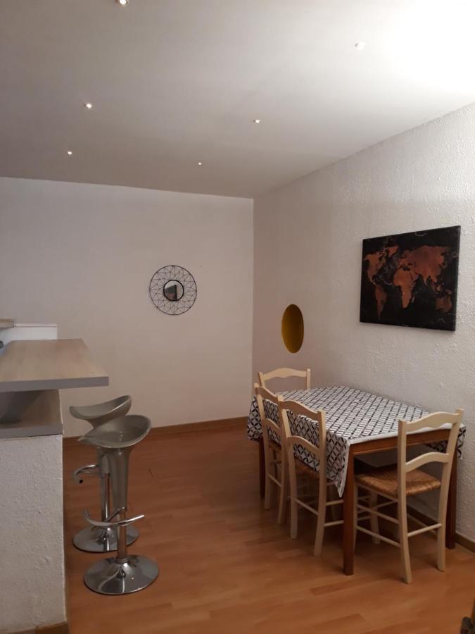 5 Minutes Des Arenes, Parking Gratuit, 6 Couchages Nîmes Exteriör bild